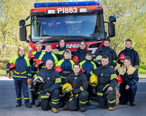 Nuoriso-osasto ja kouluttajat ryhmäkuvassa 29.5.2017
Kuva: Seppo Rantanen